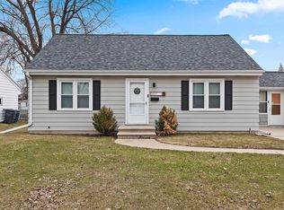 3107 S Webster Ave, Green Bay, WI 54301