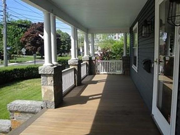 5th image of 104 Main St