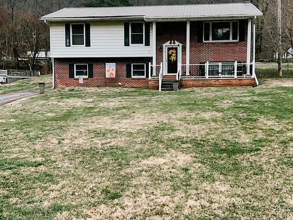 1st image of 617 2nd Ave W