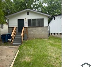 212 Becker Dr, Saint Louis, MO 63135