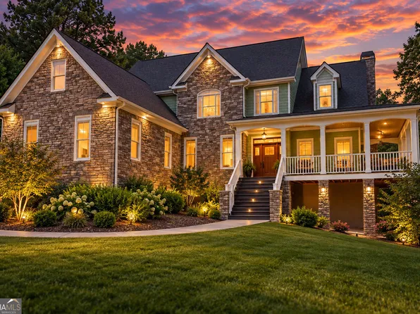 125 Costleys Bridge Dr, Oxford, GA 30054