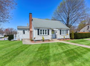 81-81A Captain Courtois Dr, Attleboro, MA 02703