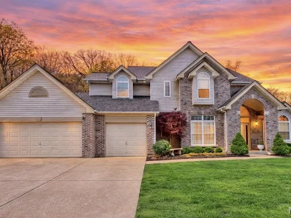 717 Southern Hills Dr, Eureka, MO 63025