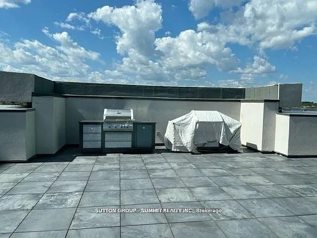 450 Dundas St E #617 — Photo 25
