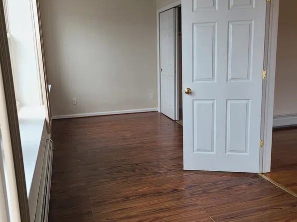 225 Mac Arthur Ave, Garfield, NJ 07026