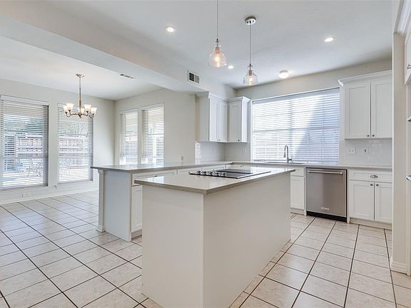 4th image of 6800 Pentridge Dr