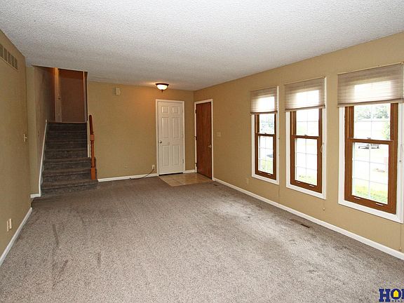 5th image of 7001 La Salle St