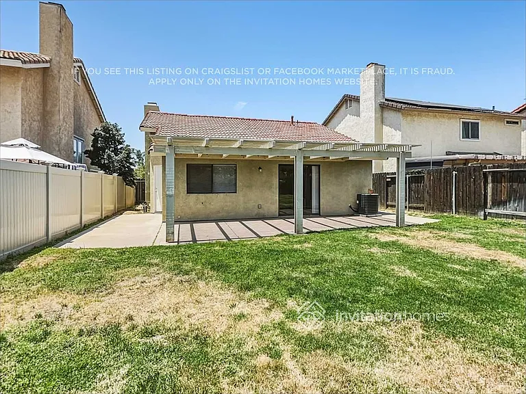 15778 Jalanie Ln — Photo 17
