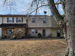 64 Colonial Square Pl, Lindenwold, NJ 08021
