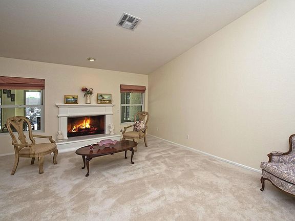 005_Cozy Living Room Fireplace