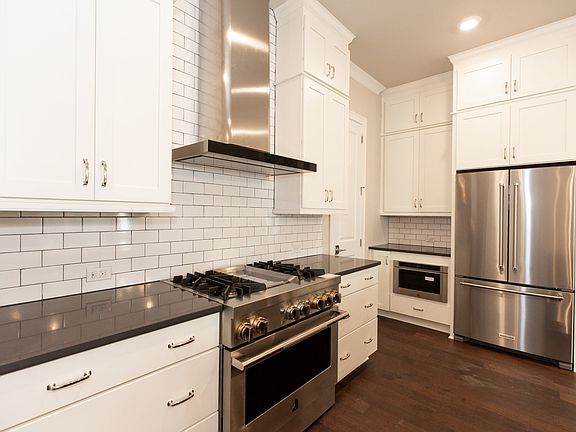 The Beaufort Home Design Kitchen