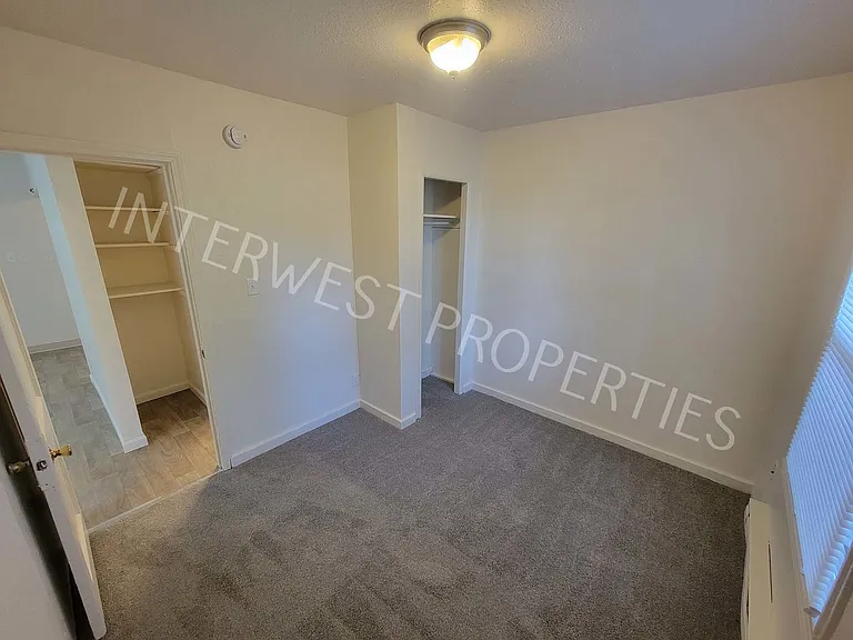 2622 SE 84th Ave — Photo 8