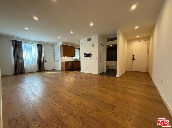 532 W Elk Ave Unit 6