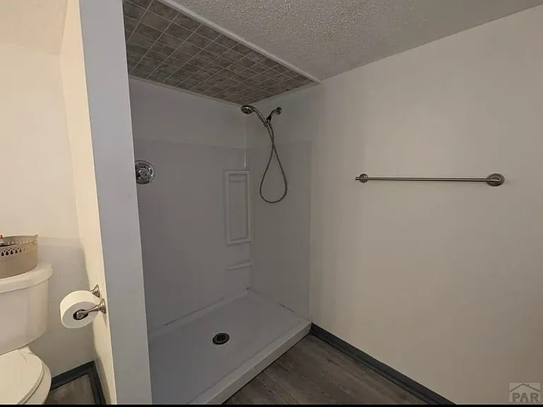 404 Homer Ave — Photo 15