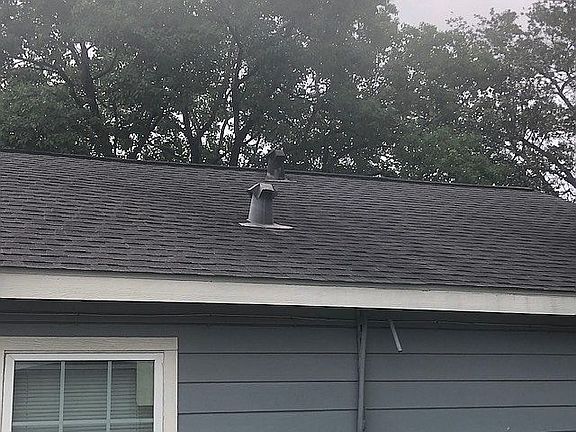 2nd image of 2204 8th St