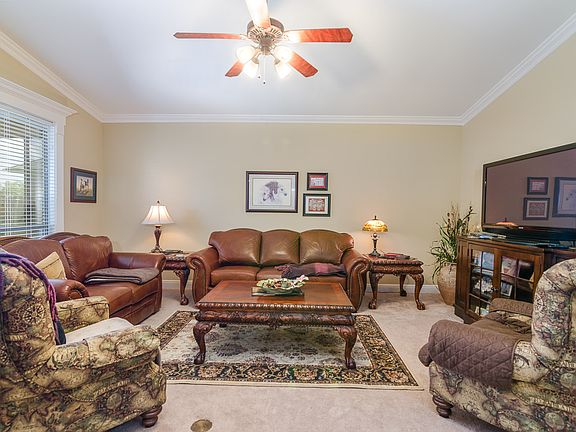 3rd image of 6396 Patio Ct