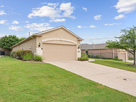2nd image of 322 Salado Creek Ln