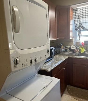 5th image of 123 E McClellan Ave #5