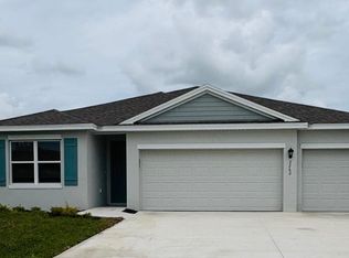 3262 SE West Snow Rd, Port Saint Lucie, FL 34984