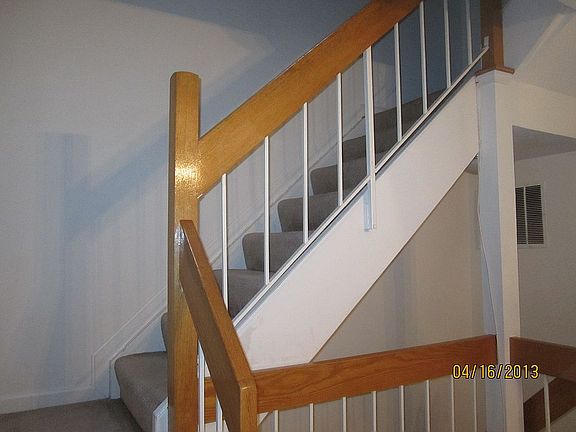 2nd image of 1443 Templeton Pl