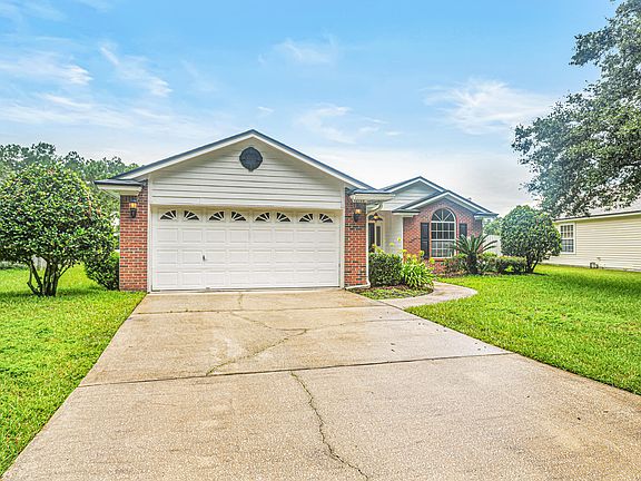2nd image of 12198 Silver Saddle Dr