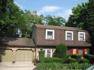 92 Deerfield Rd, Camp Hill, PA 17011