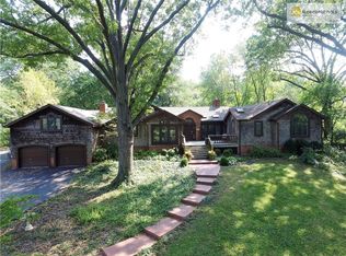 9135 Lee Blvd, Leawood, KS 66206