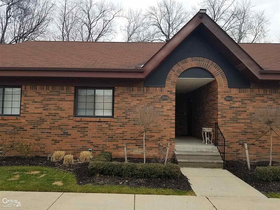 1st image of 38610 Harrison Creek Ct