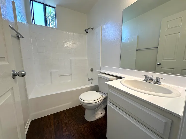 4222 Tujunga Ave #202 — Photo 16