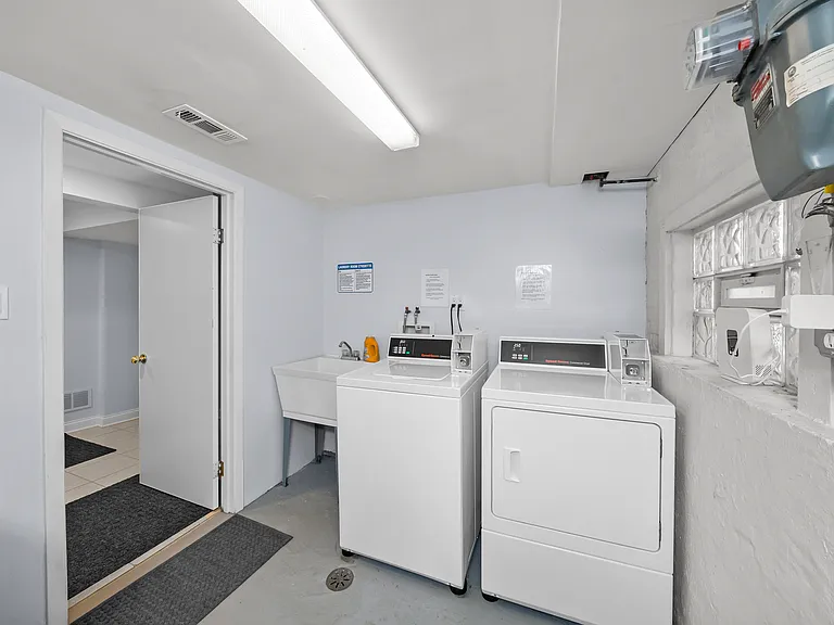 3055 N Nordica Ave #2 — Photo 9