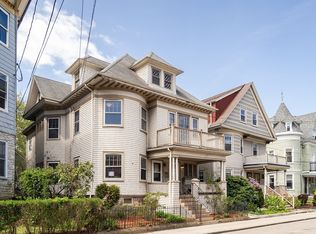 11 1/2 Spring Park Ave, Jamaica Plain, MA 02130