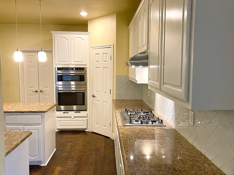1923 Timber Ridge Dr — Photo 14