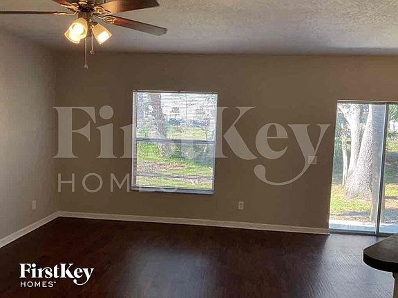 2nd image of 2691 S Cranberry Blvd