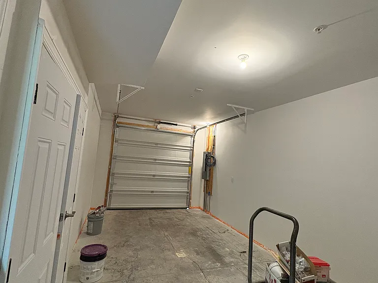 109 S Pine St — Photo 11