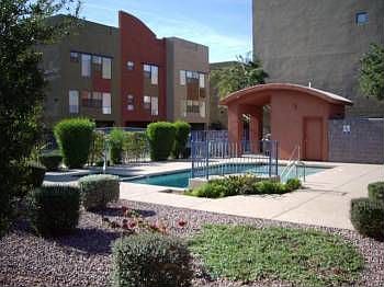 5th image of 4719 E Culver St