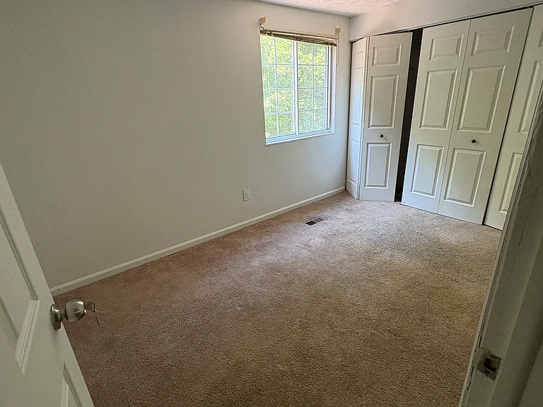 8527 Koluder Ct — Photo 19