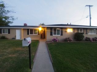 241 W Shamrock St, Rialto, CA 92376