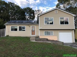 16 Midship Dr, Barnegat, NJ 08005