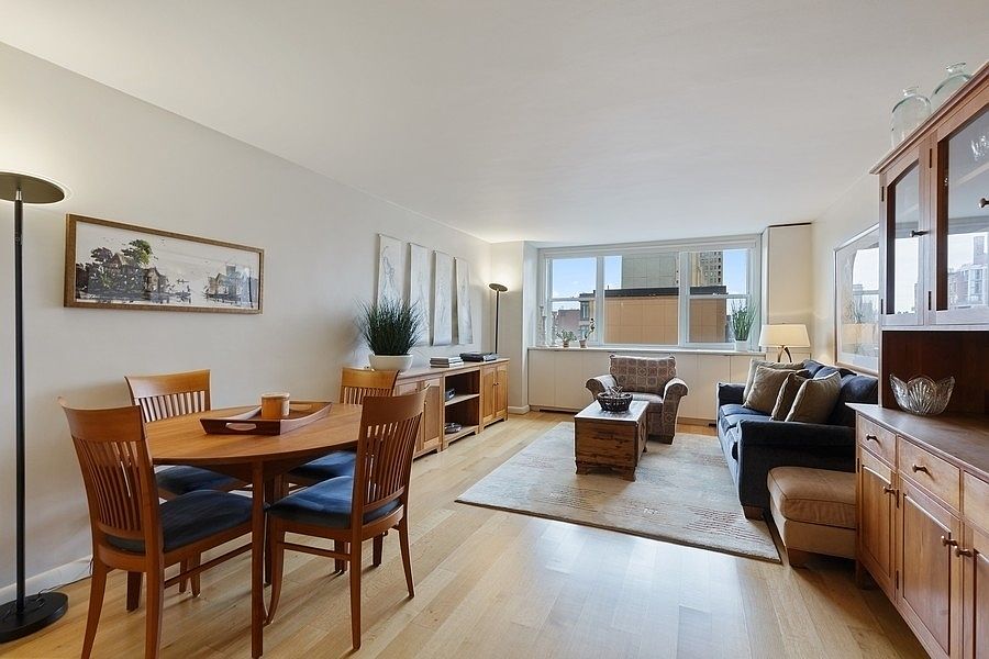 1st image of 77 7th Ave APT 12J