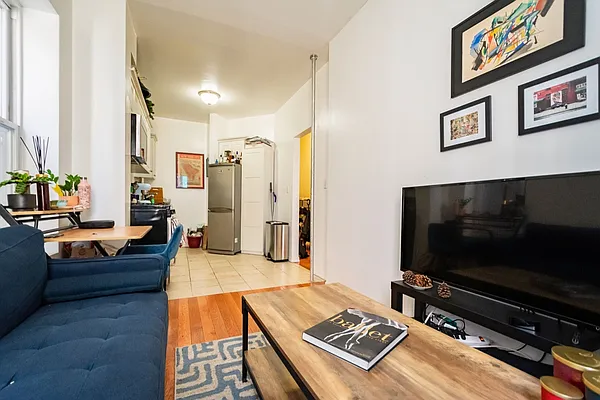 Rented by KYLM, LLC | media 20