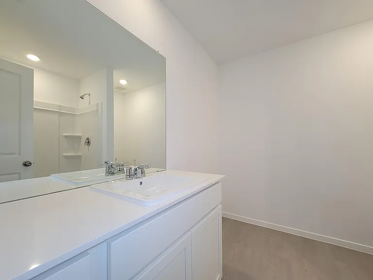25588 Rose Creek Dr — Photo 28