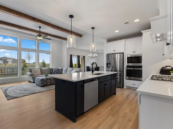 16521 S Stagecoach St, Olathe, KS 66062