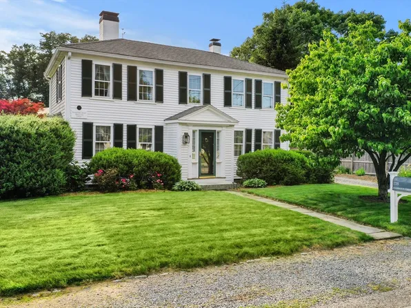 226 Washington St, Duxbury, MA 02332
