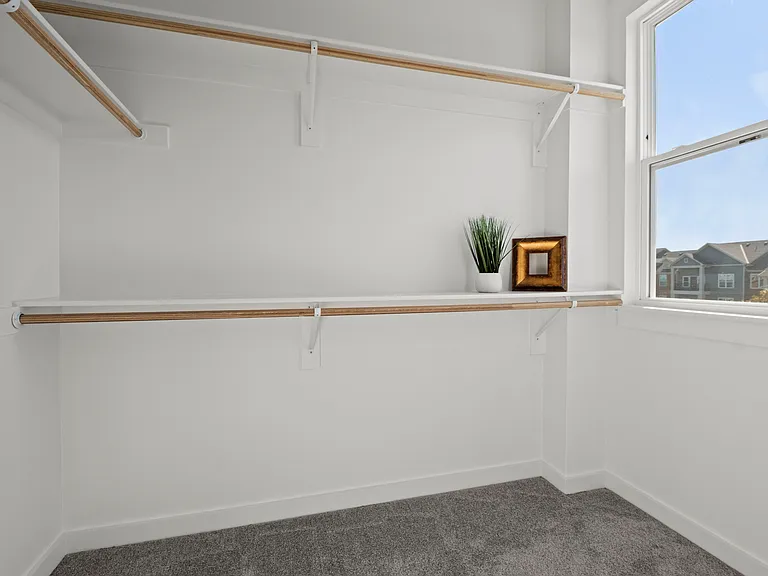 445 SW Longview Blvd — Photo 14