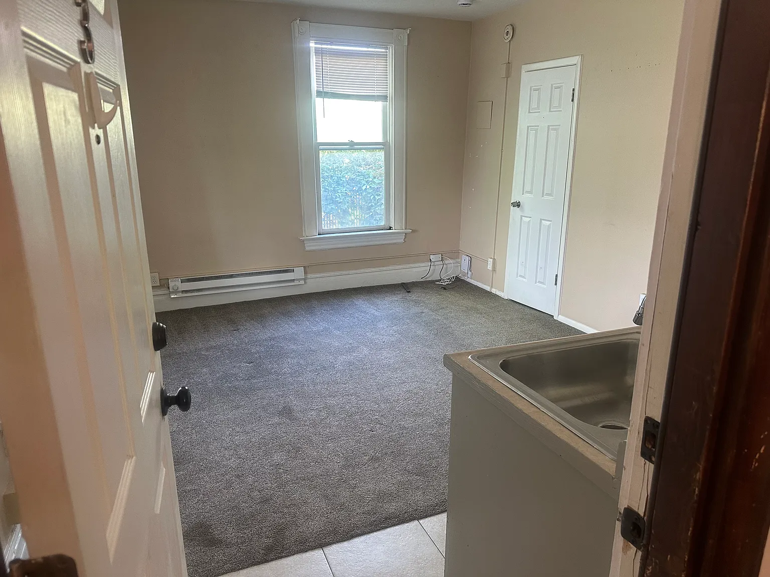 Studio, 250 sqft, $750 — Photo 3