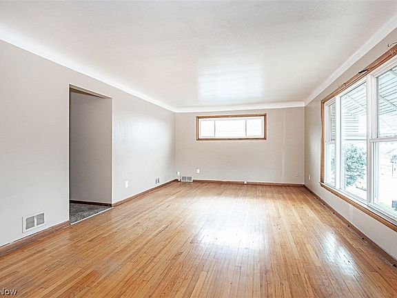 2nd image of 4633 Warner Rd