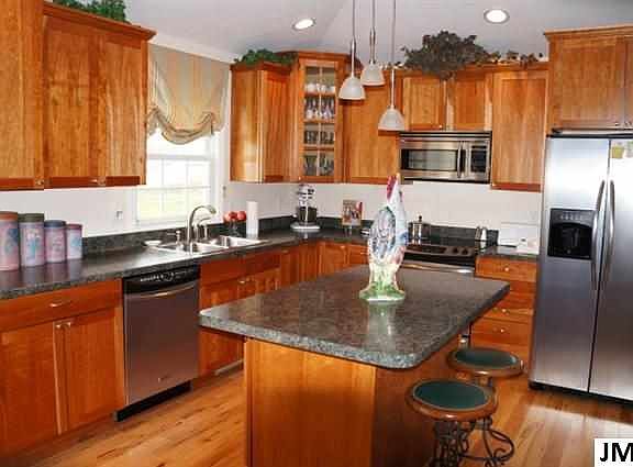 5th image of 4110 Erika Dr