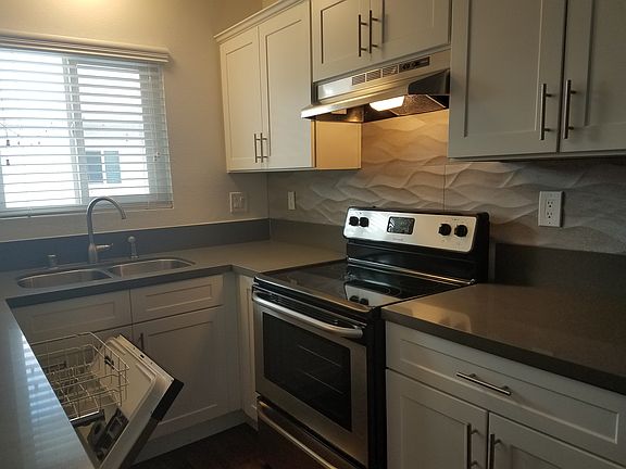 2nd image of 4322 Van Dyke Ave APT 8