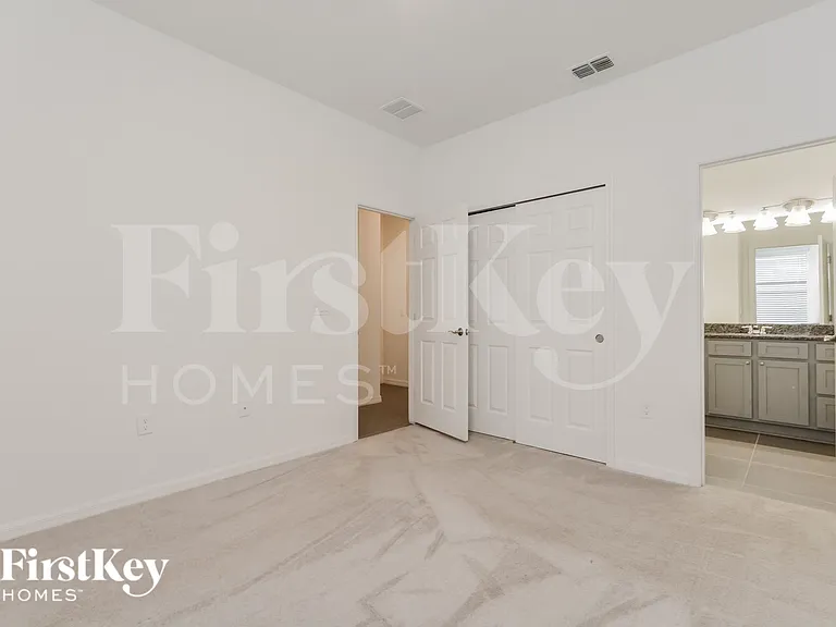 1264 Spokane Point — Photo 12