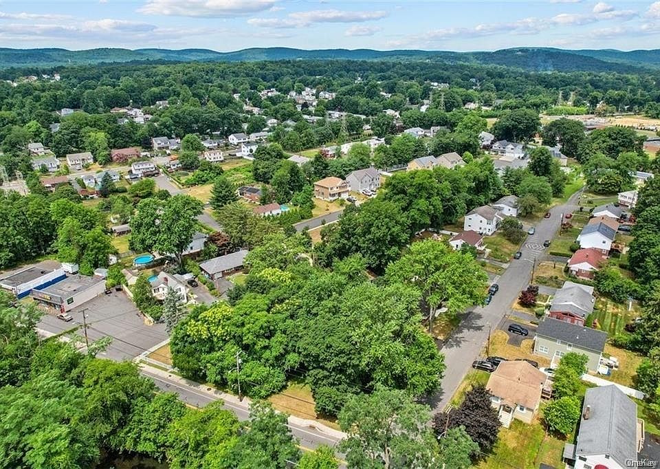 138 W Railroad Ave, Garnerville, NY 10923 MLS H6226940 Zillow